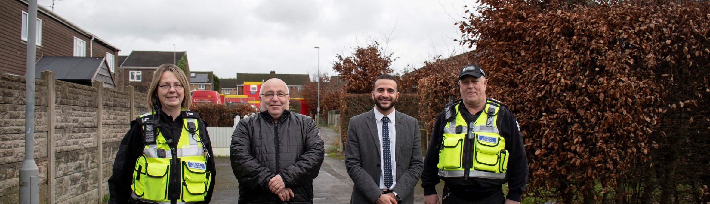Council CPOs with Cllr Andy Meakin and Antonio Taylor on an alleyway in Coxmoor 
